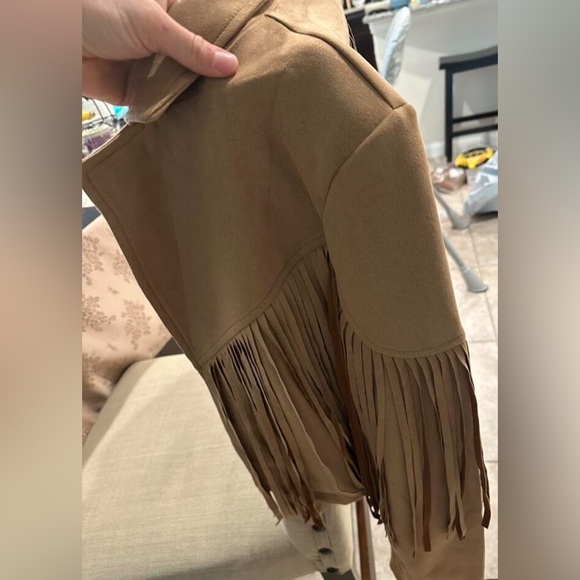 Camel Suede Cropped Fringe Jacket - Picture 5 of 5